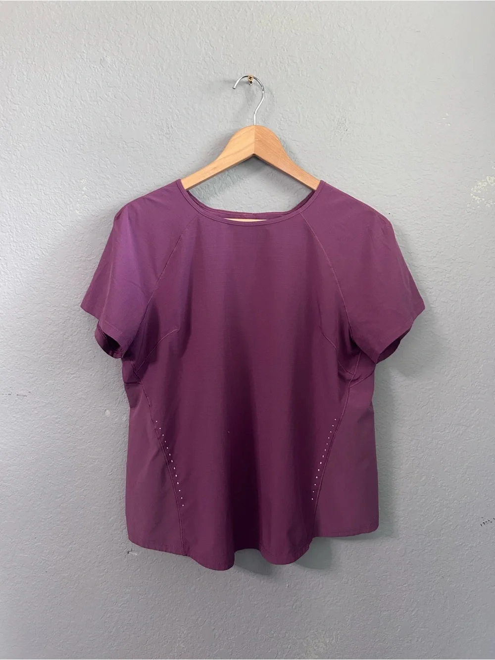 Lululemon Lightweight Stretch Run Shirt